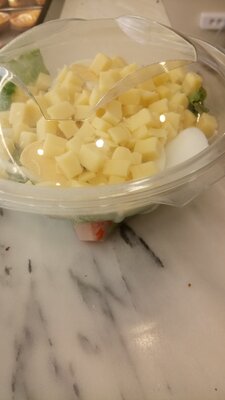 Salade composée crudité/emmental