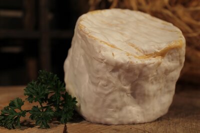 Chaource fermier  aop au lait cru de v