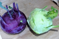 2 choux rave verts / rouge