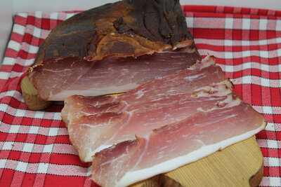 Jambon cru fumé tranché