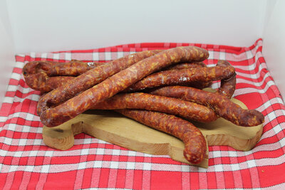 Saucisse à croquer piquante