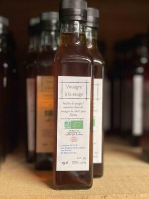 Vinaigre à la sauge