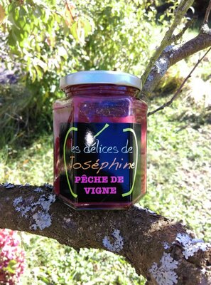Compote pêche de vignes