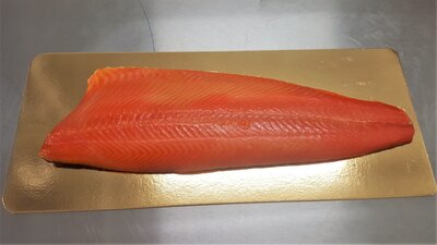 Filet entier de saumon fume ecossais confit
