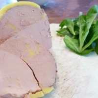 Foie gras de canard entier façon torchon
