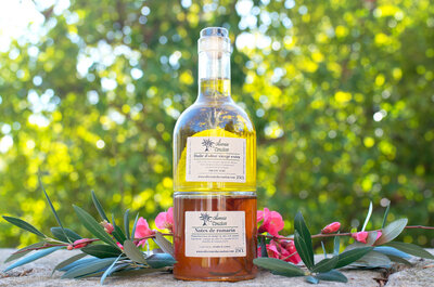 Huile d'olive et vinaigre au romarin