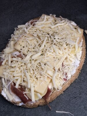 Bruschetta raclette