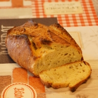 Nouveau pain au maïs tranche