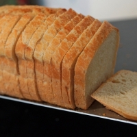 *pain de mie nature tranché