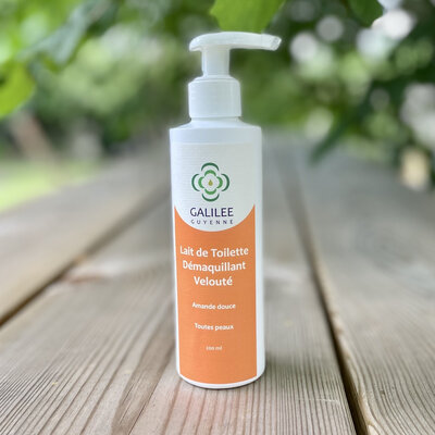 Lait de toilette démaquillant velouté