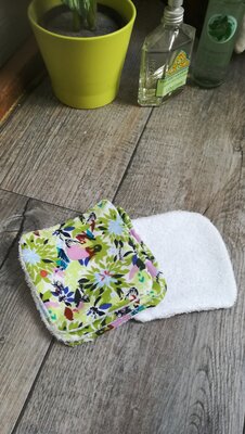 4 lingettes lavables 'fleuries'