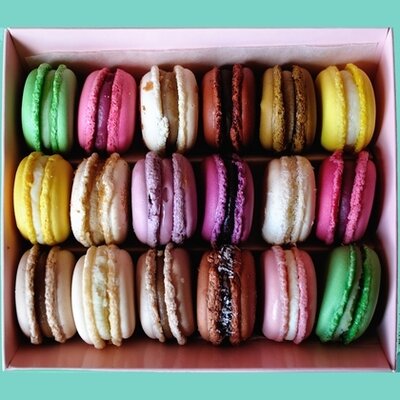 Coffret cadeau 18 macarons