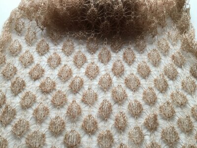 Foulard dentelle camel