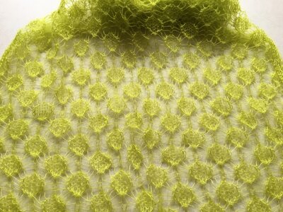 Foulard dentelle chartreuse
