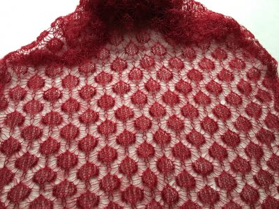 Foulard dentelle rouge