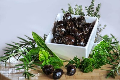 Olives noires à la provençale