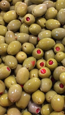 Olives farcis au veritable poivrons