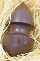 Oeuf silhouette lait ou noir - 17 cm