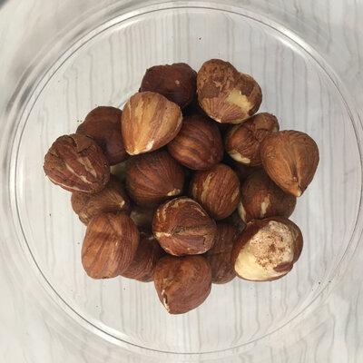 Noisettes décortiquées