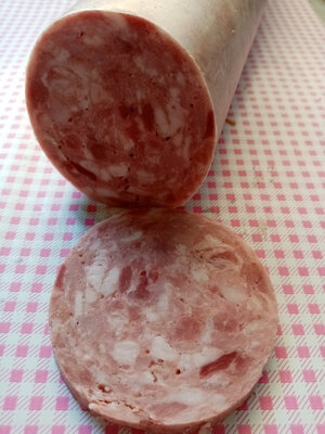 Y/saucisson cuit à l'ail.