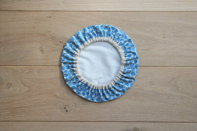 Couvre-plat moyen - bleu fleuri