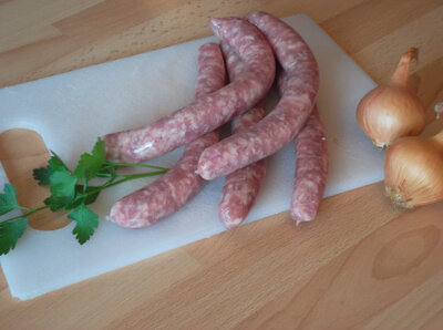 Six chipolatas