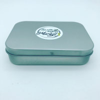 Boîte métallique rectangulaire