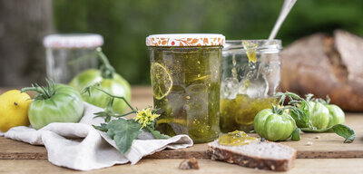 Confiture de tomates verte