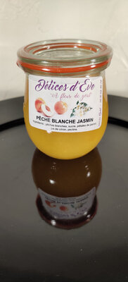 Pêche blanche et fleurs de jasmin