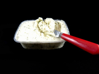 Tartichevre ail et fines herbes