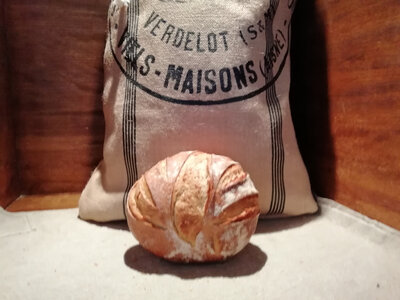 Pain au petit épeautre (engrain) tranché