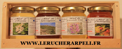 Coffret en bois de 4 pots de 125g de miel