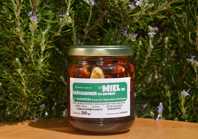 Miel de châtaignier et noisettes bi