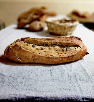Pain au levain aux graines