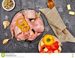 Lapin entier decoupé