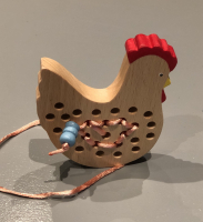 Poulette à lacer