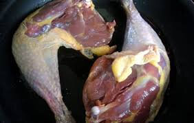 Cuisses entières de pintade par 2