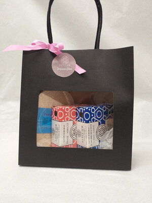 Coffret 2 savons et porte savon loff