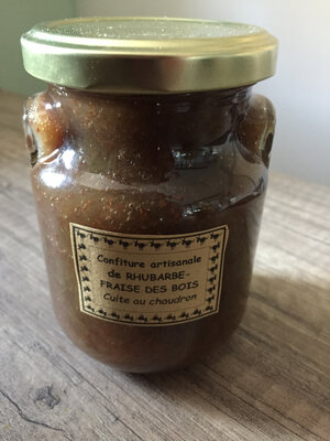 Confiture de rhubarbe-fraise des bois