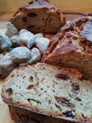Pain aux figues