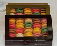 Boite de 25 macarons sucrés