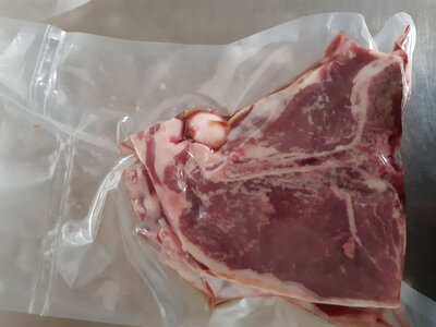 2 côtes de veau de lait, 520g