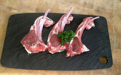 Côte première d'agneau
