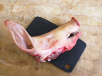 Demi tête de porc