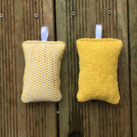 Eponge jaune et mesh beige