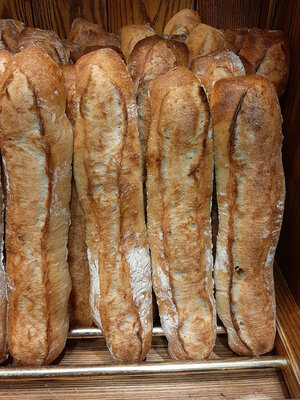 Baguette tradition