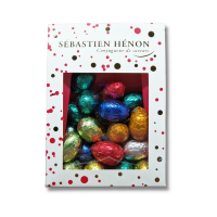 Oeufs enveloppés assortis