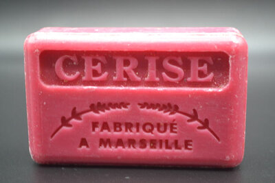 Savon de marseille cerise