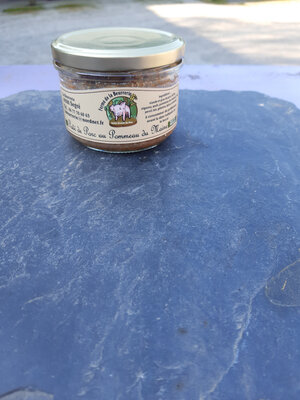 Pâté de porc au pommeau du maine