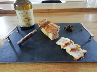 Pâté croûte vin jaune-girolles